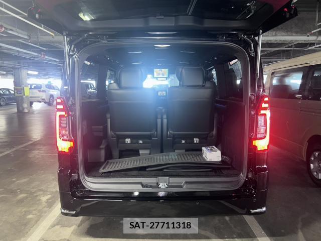 Toyota GRAN ACE 2020-02 8223624-16