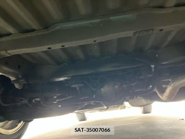 Toyota GRAND HIACE 2001-03 8220043-7
