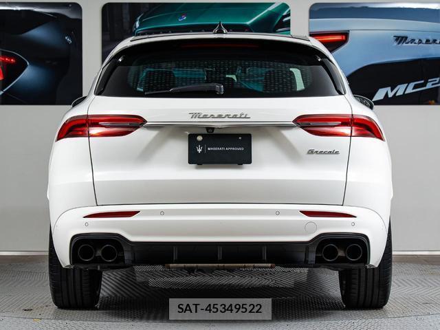 Maserati Grecale 2025-05 8221600-18