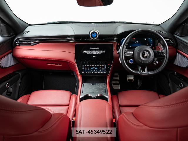 Maserati Grecale 2025-05 8221600-3