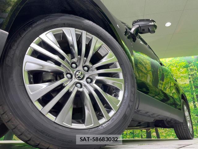 Toyota HARRIER HYBRID 2023-09 8216166-12