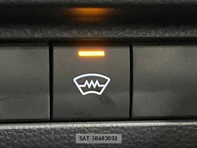 Toyota HARRIER HYBRID 2023-09 8216166-5