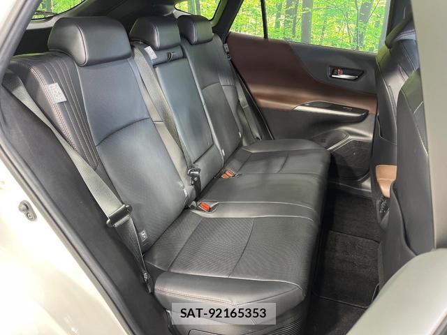 Toyota HARRIER HYBRID 2021-01 8216678-9