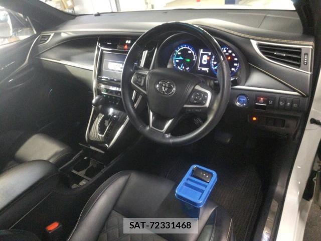 Toyota HARRIER HYBRID 2018-02 8217006-2