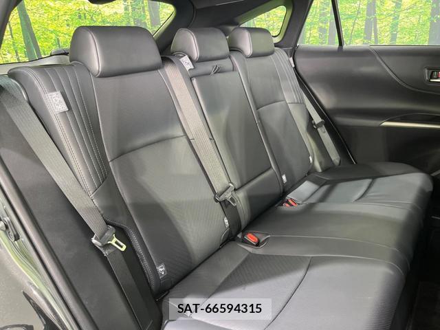 Toyota HARRIER HYBRID 2021-12 8218726-8
