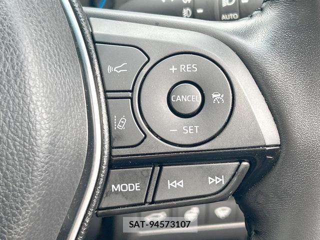 Toyota HARRIER HYBRID 2021-01 8219146-6