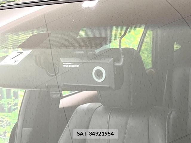Toyota HARRIER HYBRID 2014-02 8219397-4