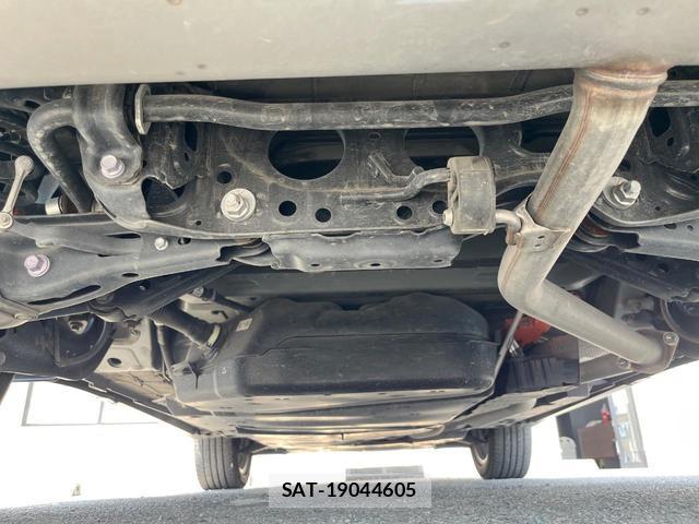 Toyota HARRIER HYBRID 2023-02 8219455-18