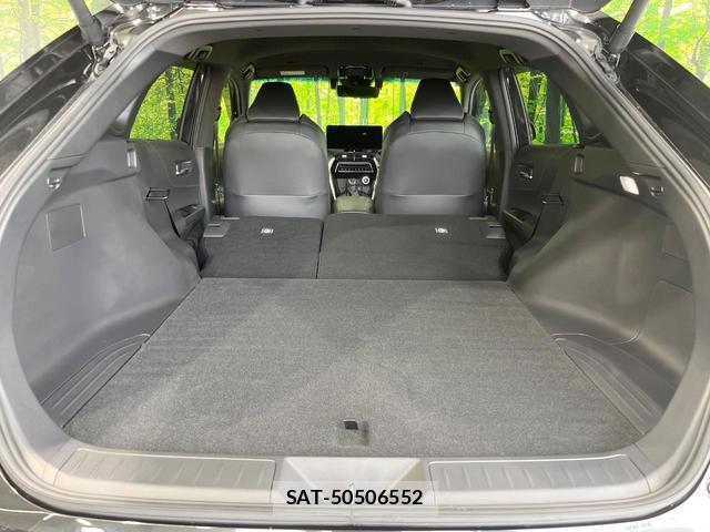 Toyota HARRIER HYBRID 2023-12 8220198-10
