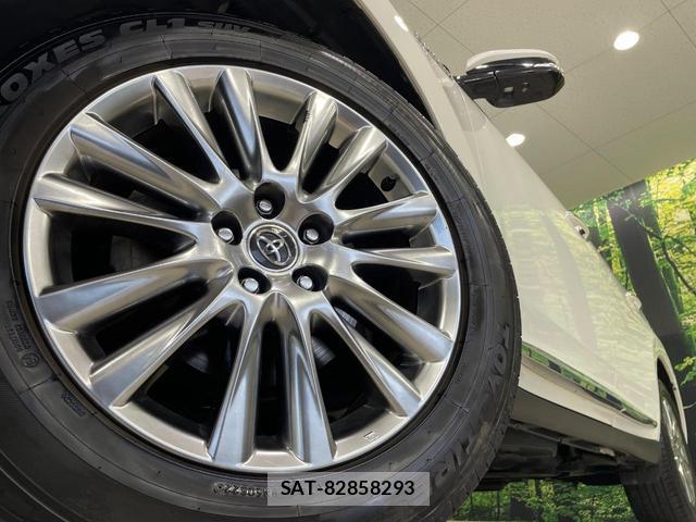 Toyota HARRIER HYBRID 2014-11 8220428-12