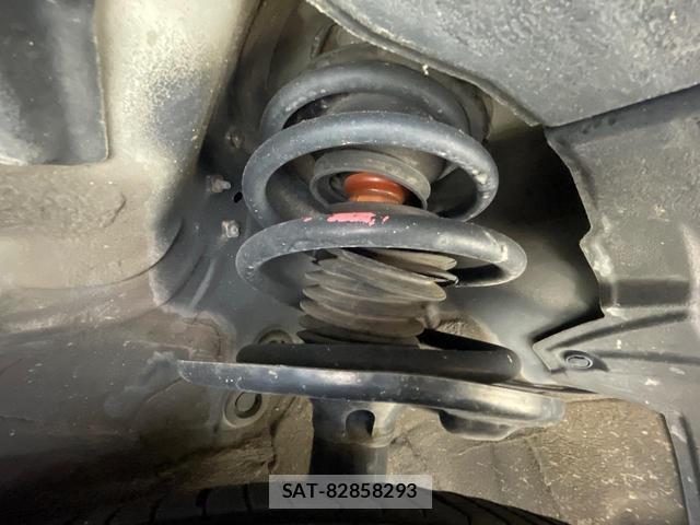 Toyota HARRIER HYBRID 2014-11 8220428-19
