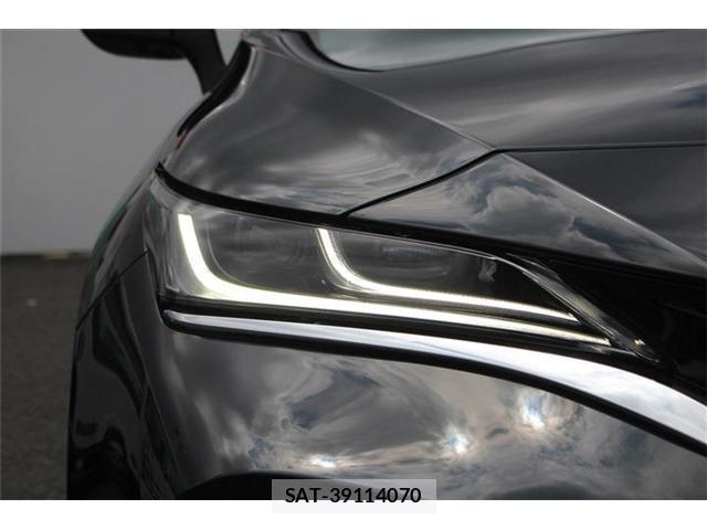 Toyota HARRIER HYBRID 2026-02 8222106-13