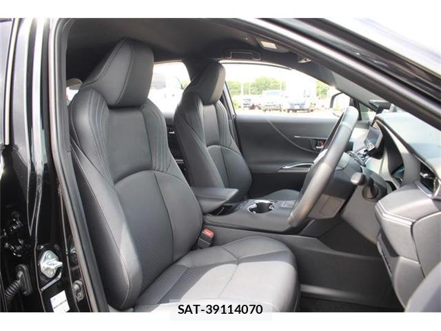 Toyota HARRIER HYBRID 2026-02 8222106-18