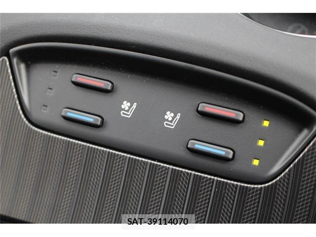 Toyota HARRIER HYBRID 2026-02 8222106-4