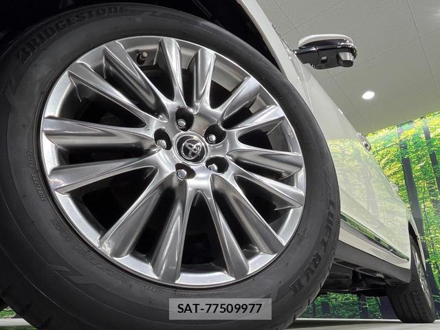 Toyota HARRIER HYBRID 2017-07 8222414-13