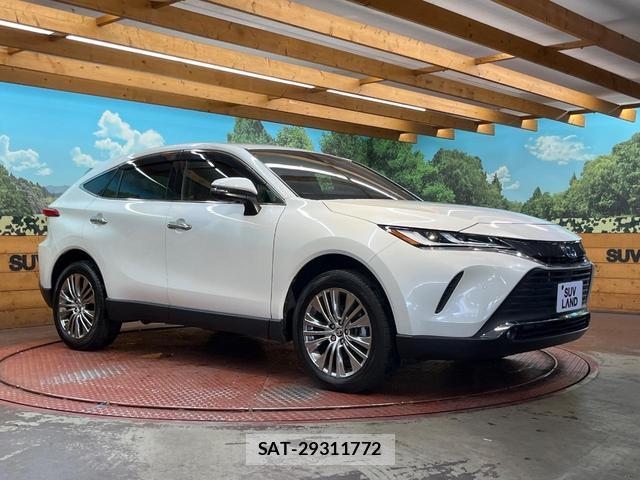 Toyota HARRIER HYBRID 2021-08 8223387-15