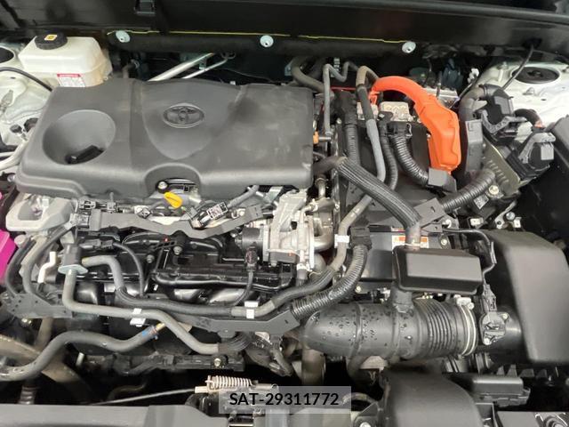 Toyota HARRIER HYBRID 2021-08 8223387-17