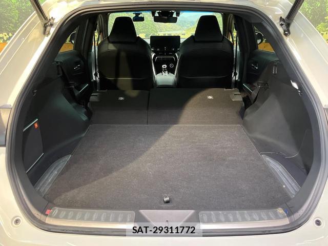 Toyota HARRIER HYBRID 2021-08 8223387-9