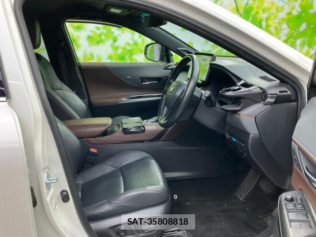 Toyota HARRIER HYBRID 2021-08 8225142-4