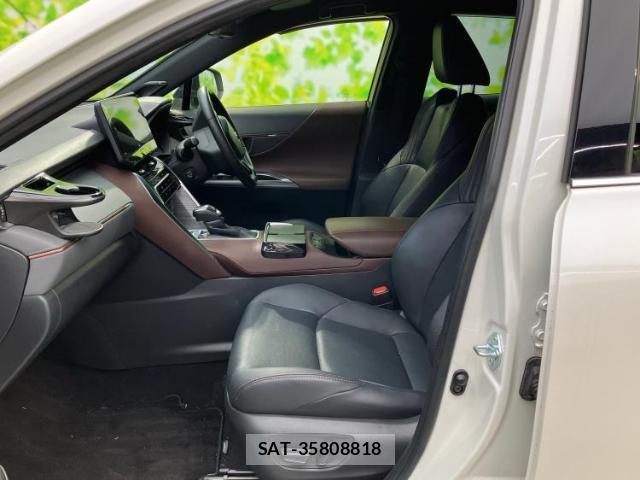 Toyota HARRIER HYBRID 2021-08 8225142-5