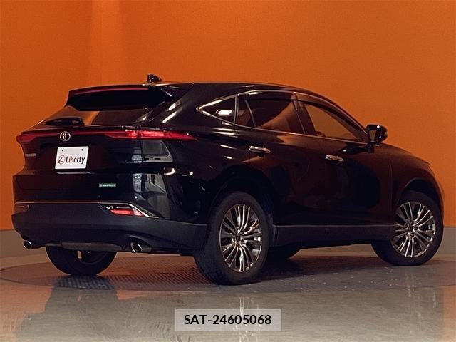 Toyota HARRIER 2021-07 8216211-7