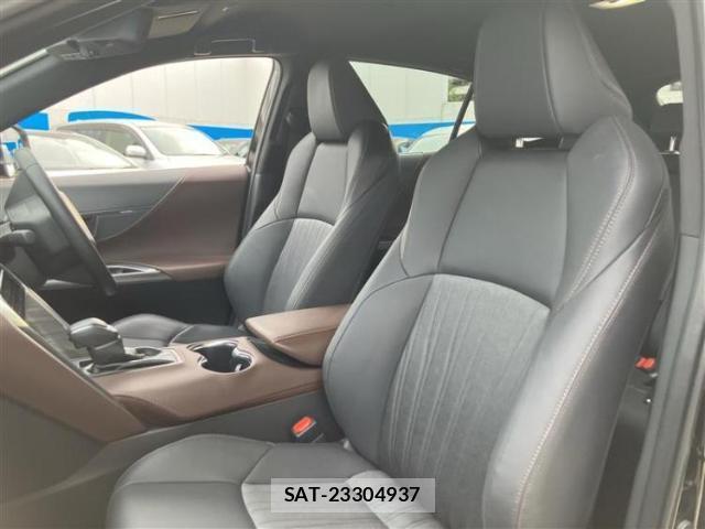 Toyota HARRIER 2024-07 8216819-4
