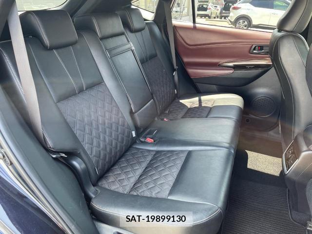 Toyota HARRIER 2015-10 8216886-8