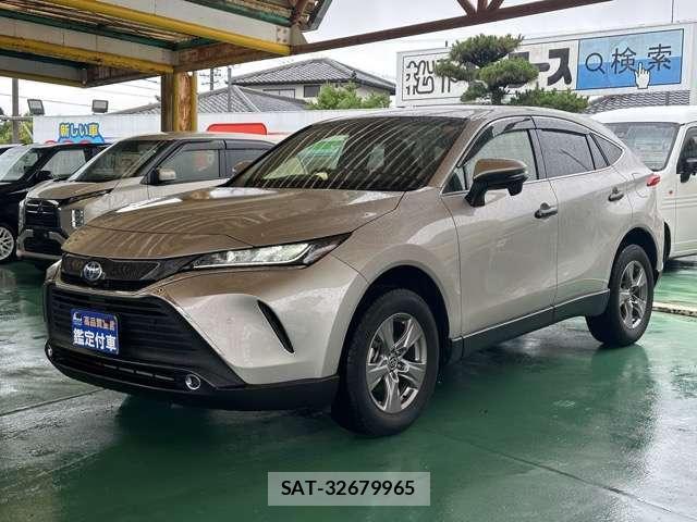 Toyota HARRIER 2022-12 8218220-0