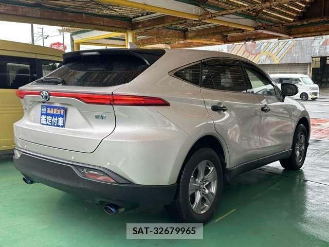 Toyota HARRIER 2022-12 8218220-1