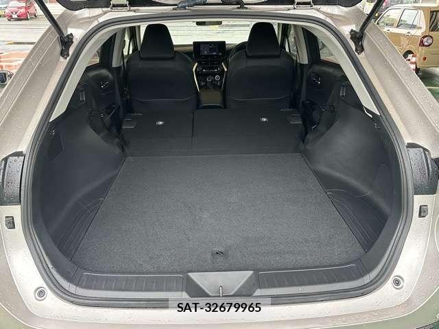 Toyota HARRIER 2022-12 8218220-12