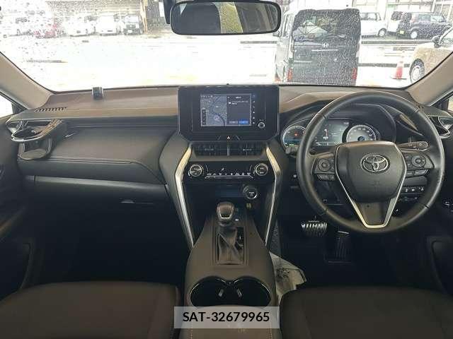 Toyota HARRIER 2022-12 8218220-2
