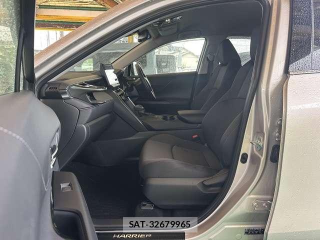 Toyota HARRIER 2022-12 8218220-4
