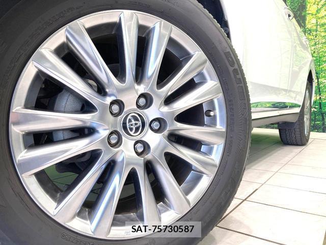 Toyota HARRIER 2015-12 8218317-12