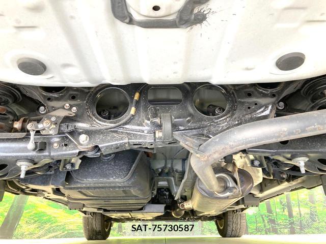 Toyota HARRIER 2015-12 8218317-19