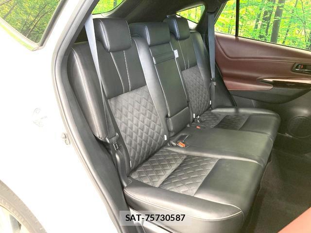 Toyota HARRIER 2015-12 8218317-8
