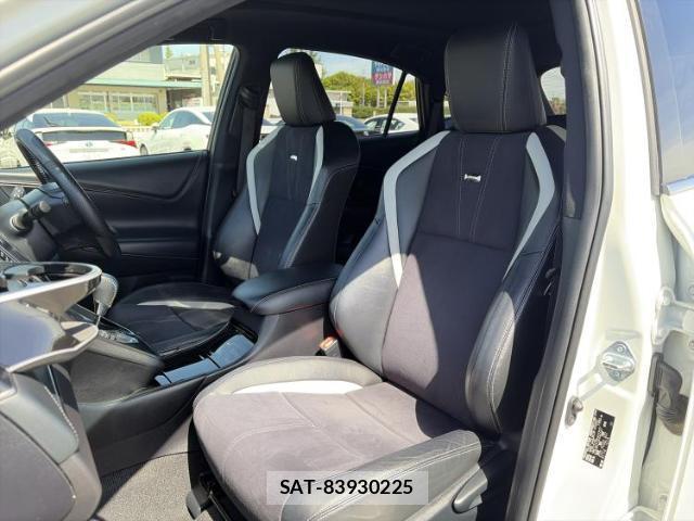 Toyota HARRIER 2015-10 8218512-5