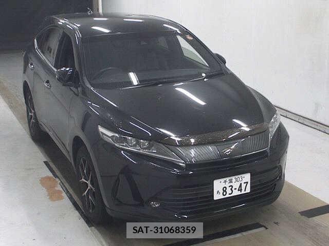 Toyota HARRIER 2020-04 8218857-0