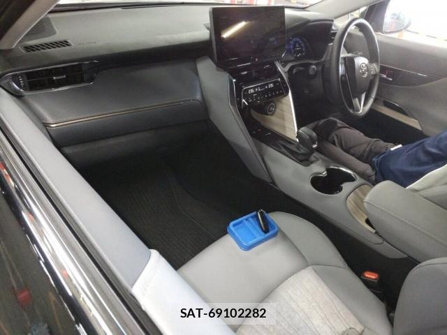 Toyota HARRIER 2025-04 8218958-2
