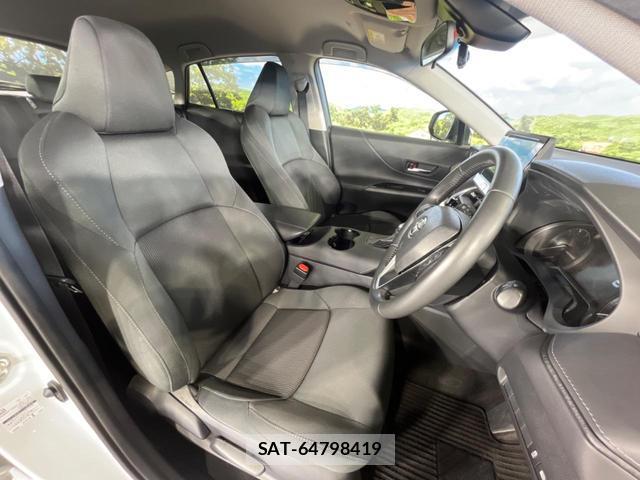 Toyota HARRIER 2023-04 8219179-8