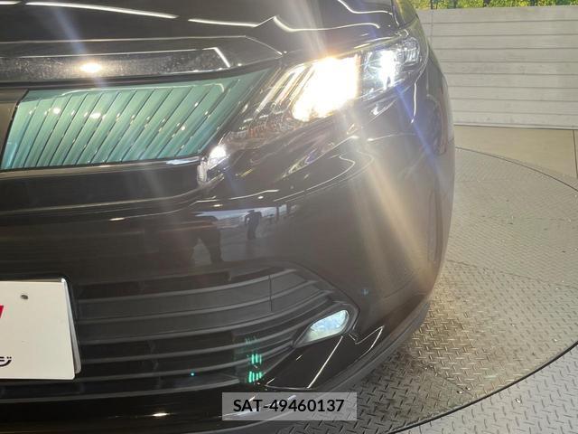 Toyota HARRIER 2018-03 8219195-11