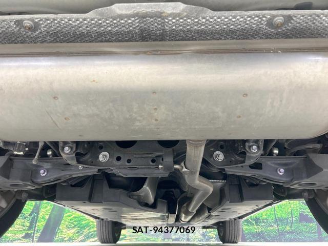 Toyota HARRIER 2021-02 8220270-18
