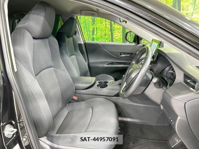 Toyota HARRIER 2023-06 8220288-7