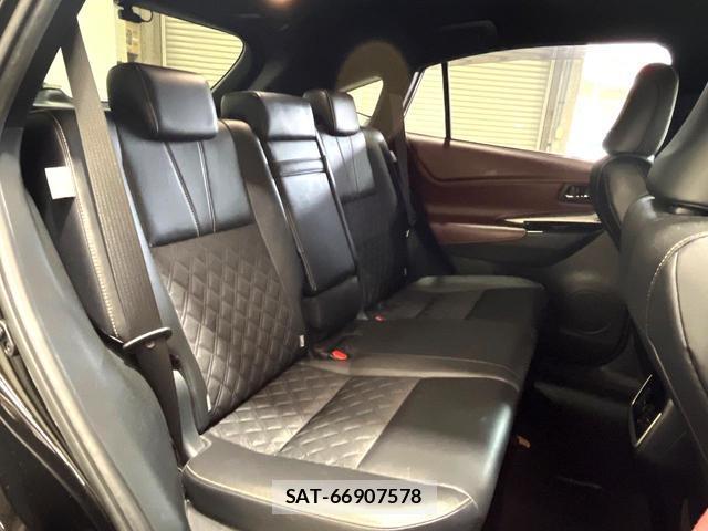 Toyota HARRIER 2017-08 8220396-10