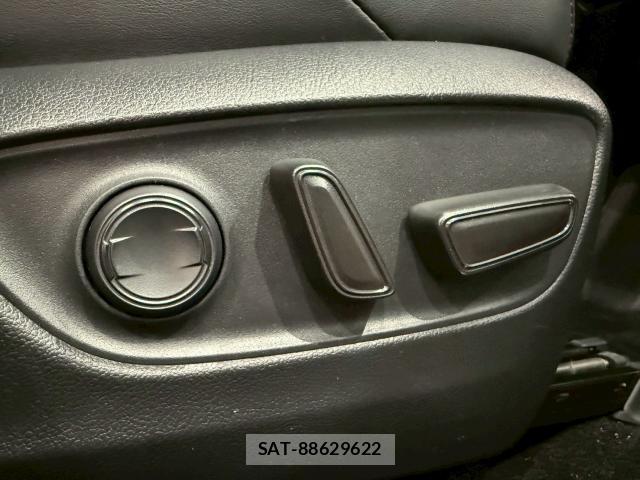 Toyota HARRIER 2023-07 8221074-10