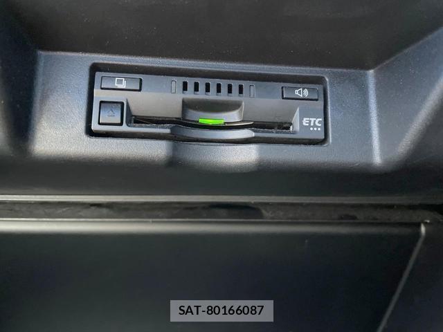 Toyota HARRIER 2018-12 8221191-4
