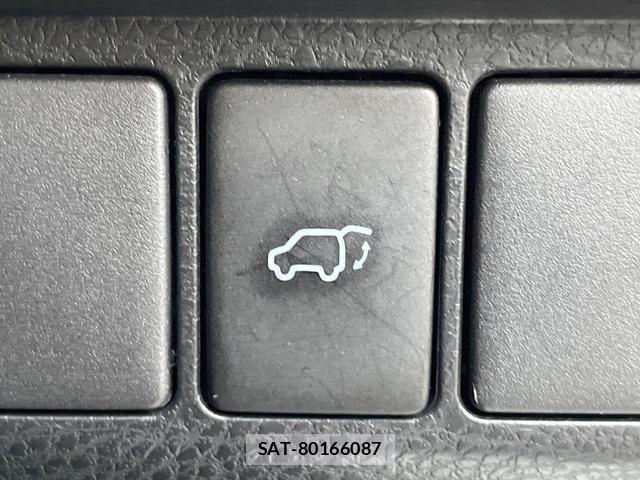 Toyota HARRIER 2018-12 8221191-7