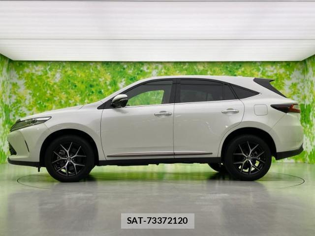 Toyota HARRIER 2019-11 8221624-1