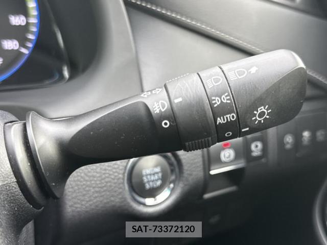Toyota HARRIER 2019-11 8221624-14