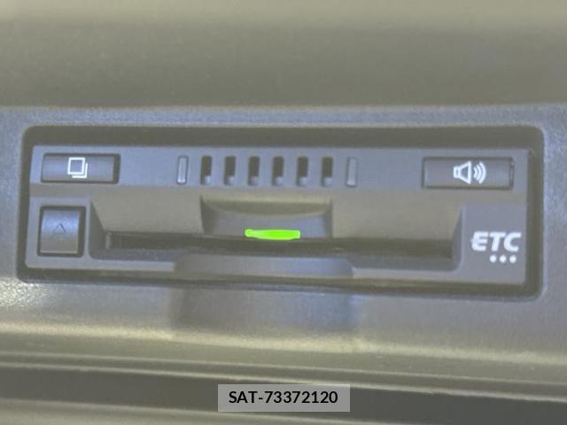 Toyota HARRIER 2019-11 8221624-17