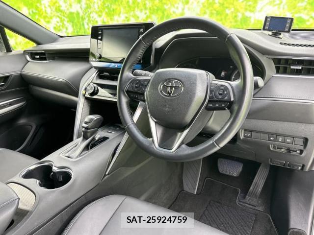 Toyota HARRIER 2022-08 8221625-3